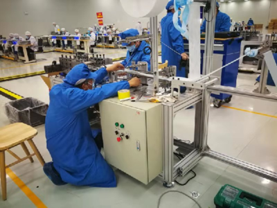 從“造車”到“造口罩” 五菱950口罩機(jī)設(shè)備制造組如何煉成“全國(guó)工人先鋒號(hào)”？